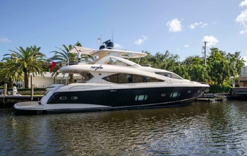 Sunseeker 88 Yacht
