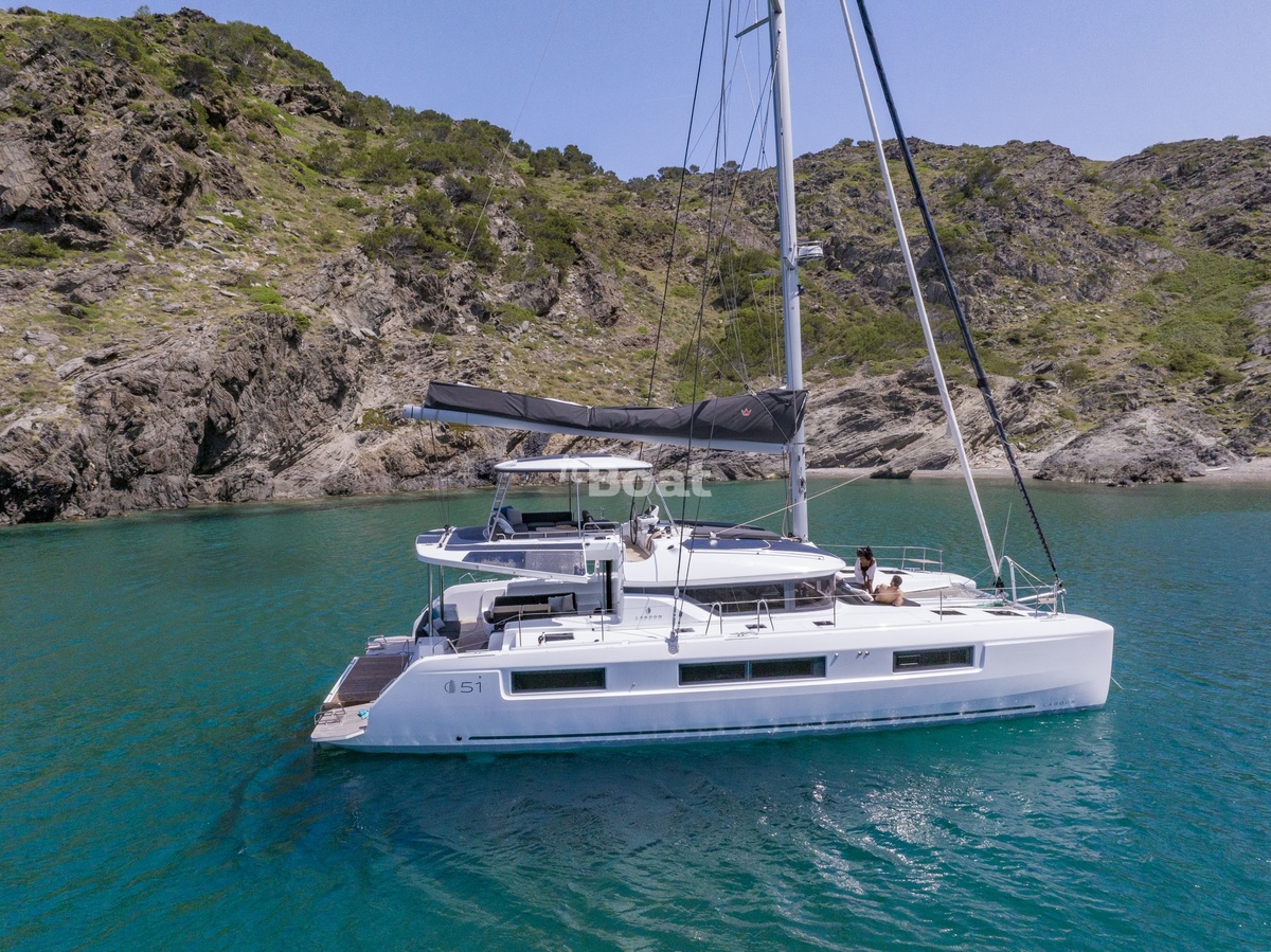 catamaran lagoon 51 price