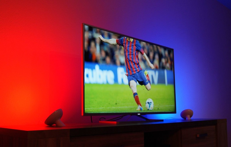 Пример освещения комнаты с помощью технологии Philips Hue