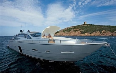 Pershing 80