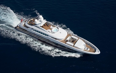 Heesen Atina