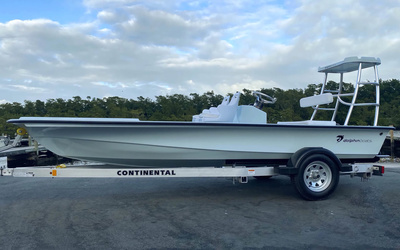 Dolphin 16'  Lodge Series