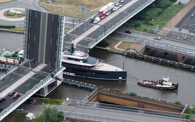 Grizzly 820 Firestorm