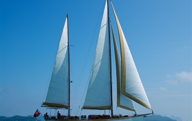 Custom Boats Aventure