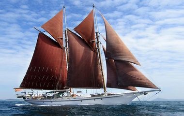 Custom Boats Dallinghoo