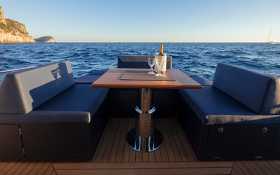 Solaris Power 48 Lobster