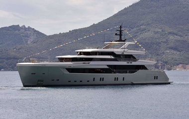 Sanlorenzo Sailing Grace