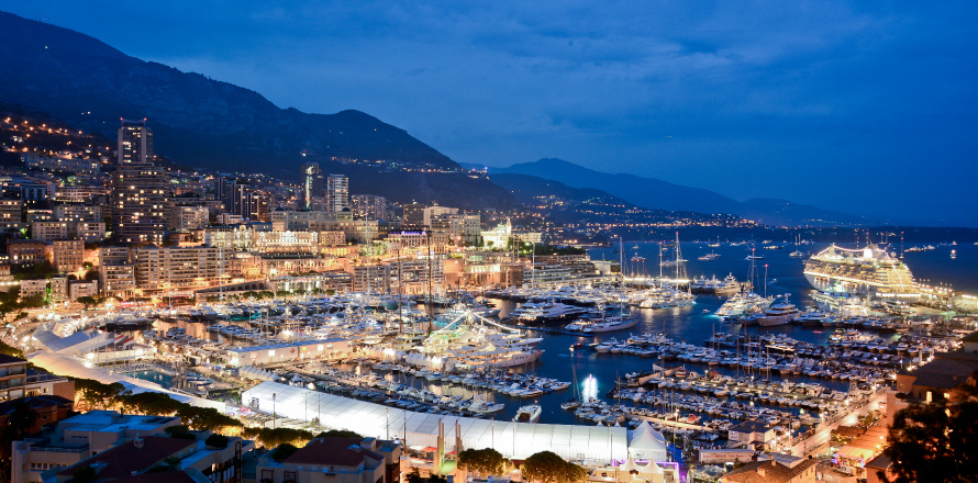 Yachts on a show in Monaco