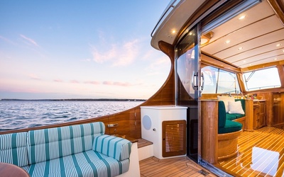 Hinckley Talaria 48 MKII