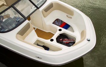 Bayliner VR6 Bowrider (2022)