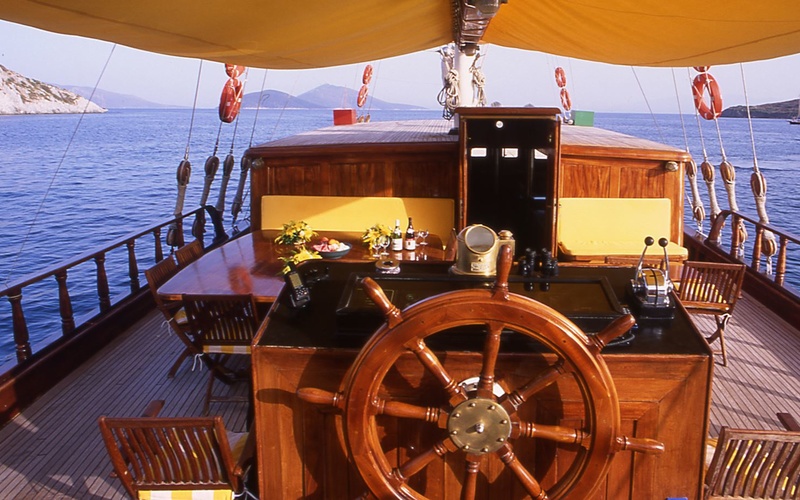 Aegean 27 M