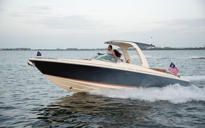 Chris-Craft Launch 28 GT