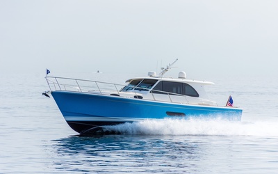 Grand Banks Eastbay 44