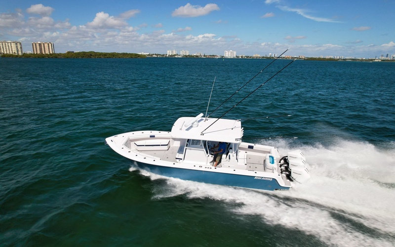 Reef Runner 340 Open