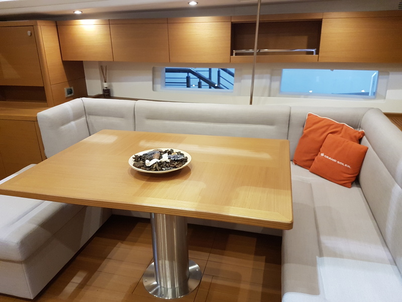 Grand Soleil 46