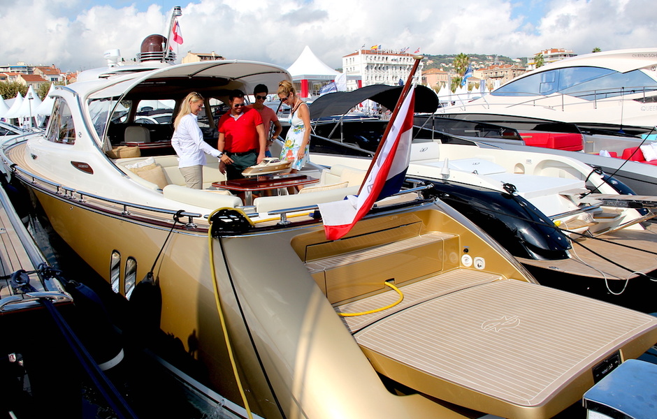 Zeelander 44 на Cannes Yachting Festival