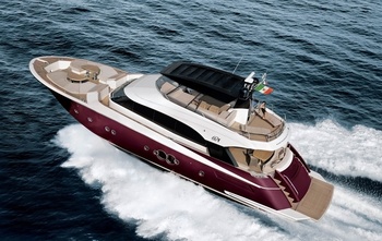 Monte Carlo Yachts 76 (2013)