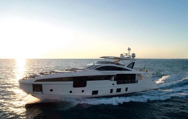 Azimut One & Only