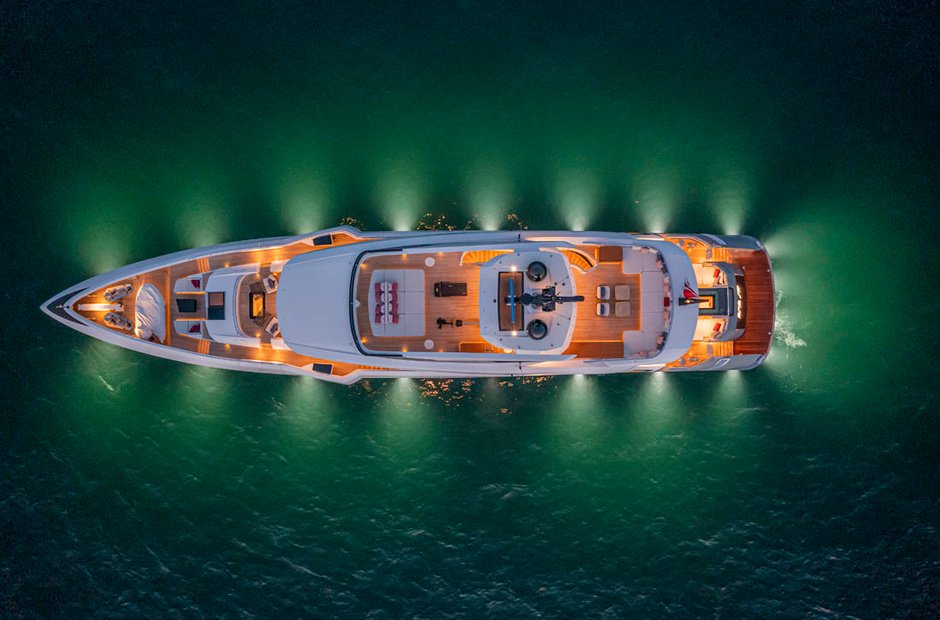 ISA Yachts Aria SF