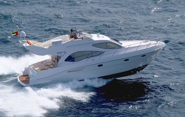 Majesty Yachts 44