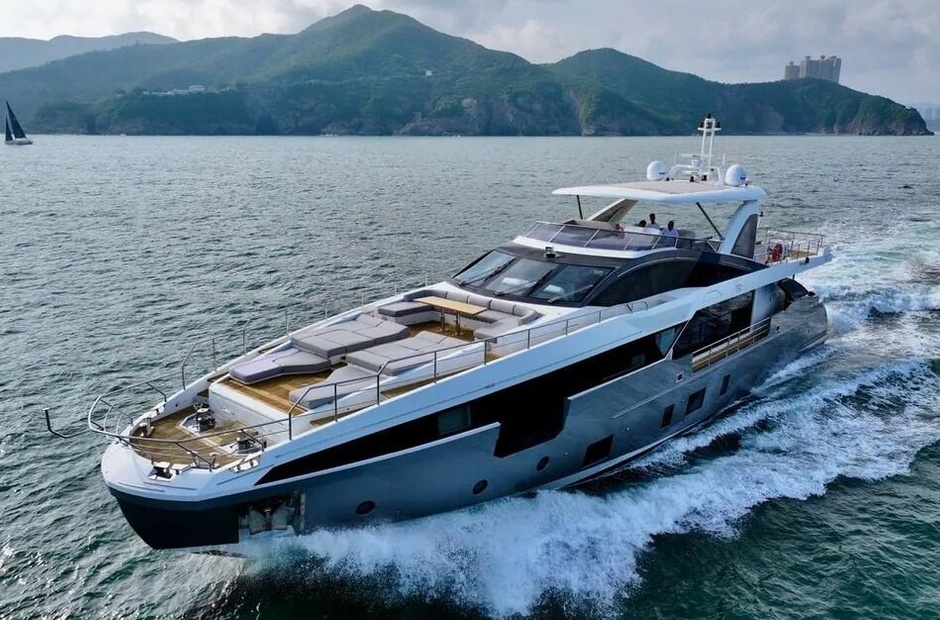 Azimut Oma