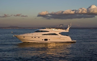 Fairline 65 Squadron