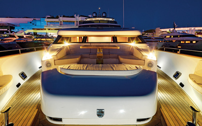 Canados  110’ Classic