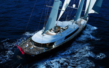 Perini Navi Almyra II