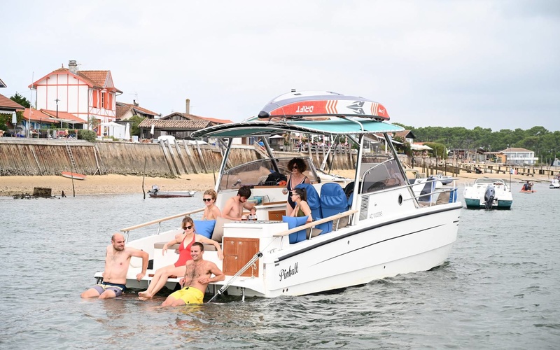 Pinball Catamaran E-hybrid