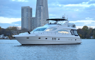 Majesty Yachts 66